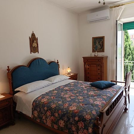 Le Rondini Apartman Trani Kültér fotó