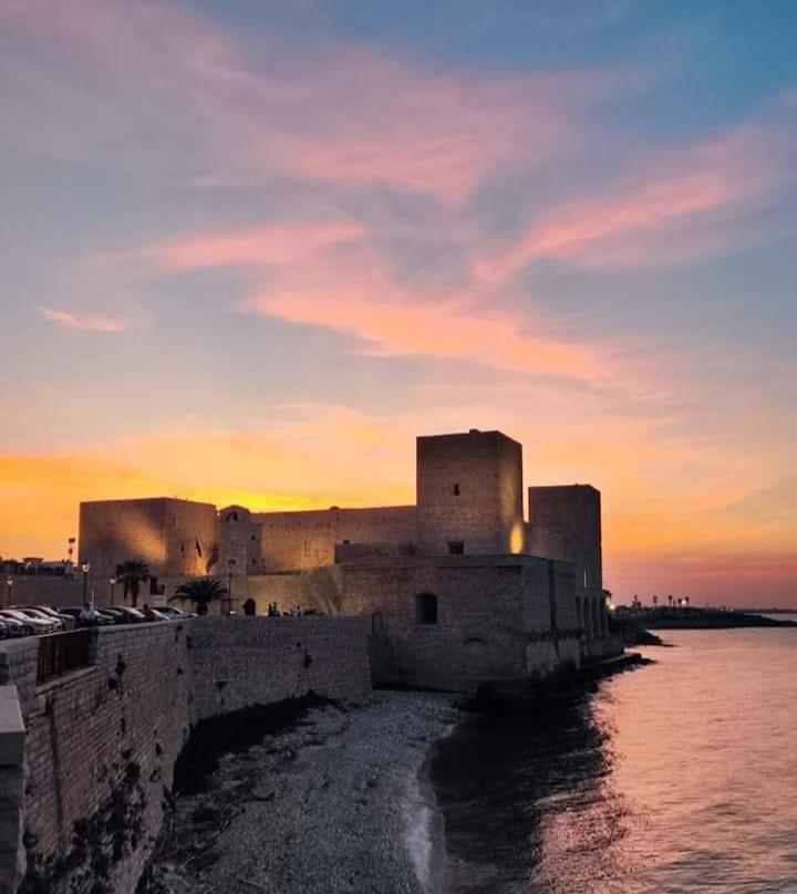 Le Rondini Apartman Trani Kültér fotó