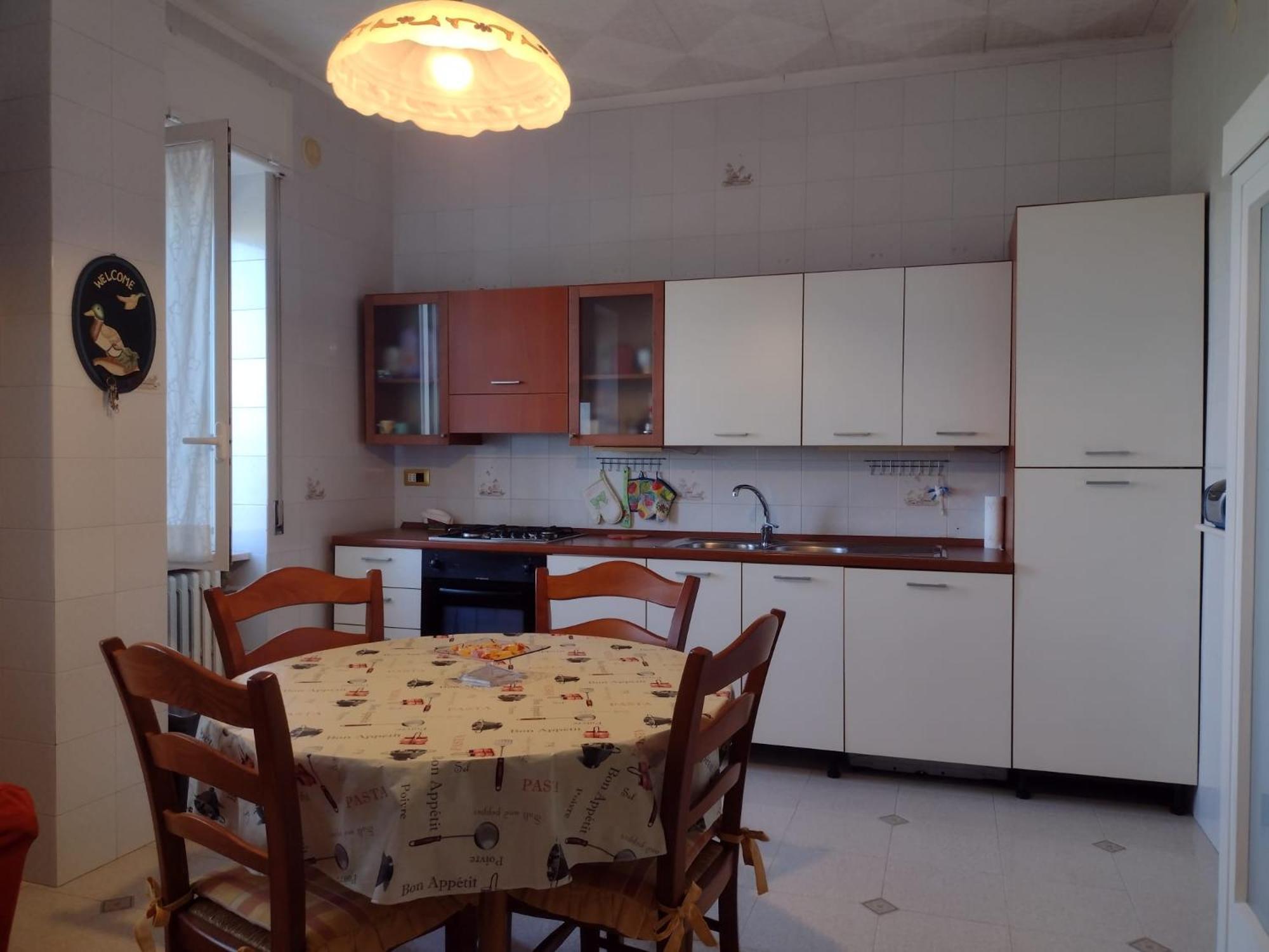 Le Rondini Apartman Trani Kültér fotó